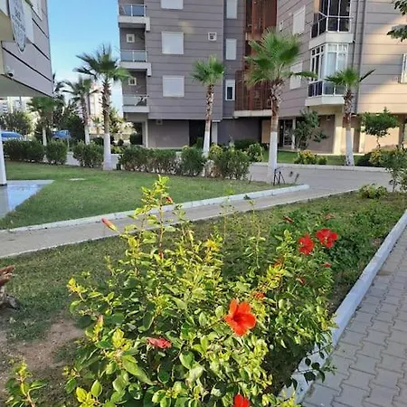 Квартира 3+1 В 1,5 Км От Пляжа Διαμέρισμα *