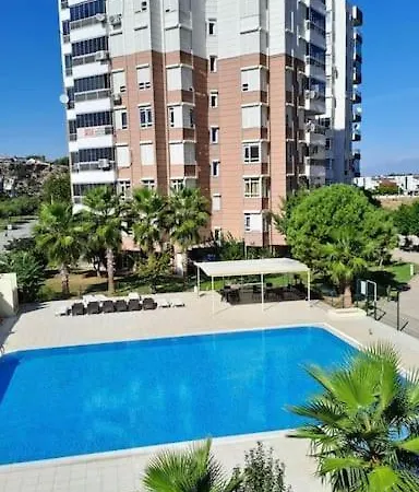 Квартира 3+1 В 1,5 Км От Пляжа Αττάλεια